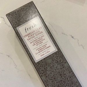 NWT fresh Umbrian Clay Pore Purifying Facial Toner